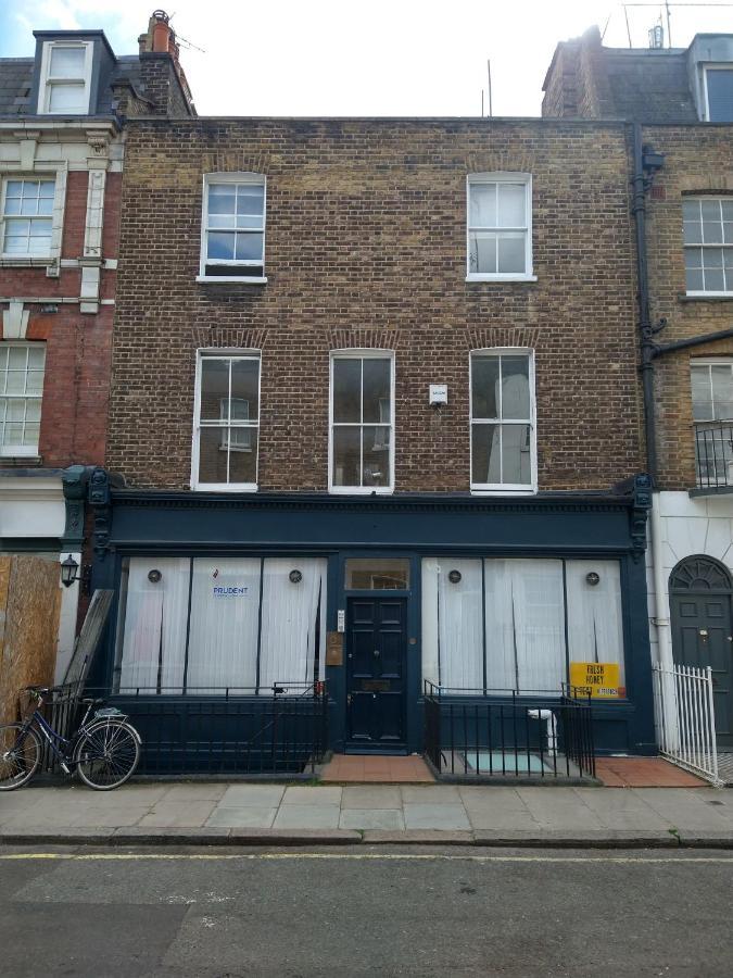 Central London Flat. Georgian Terrace. Bright. エクステリア 写真