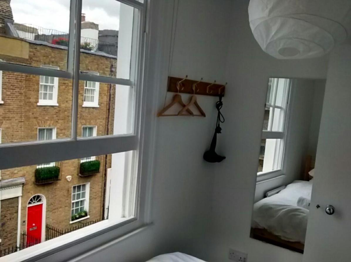 Central London Flat. Georgian Terrace. Bright. エクステリア 写真